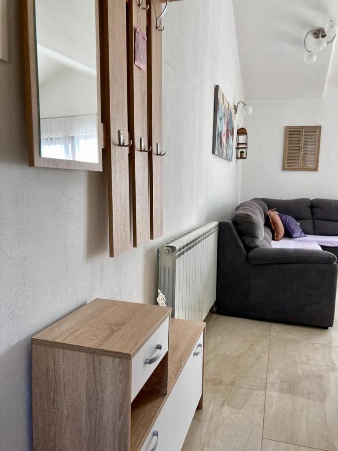 Apartment Andjela Starigrad Paklenica Extérieur photo