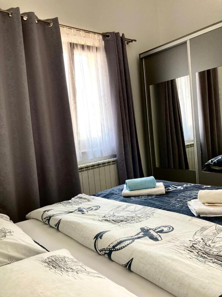 Apartment Andjela Starigrad Paklenica Chambre photo
